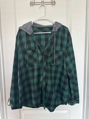 Green and Black Plaid Hooded Flannel Shirt Jacket